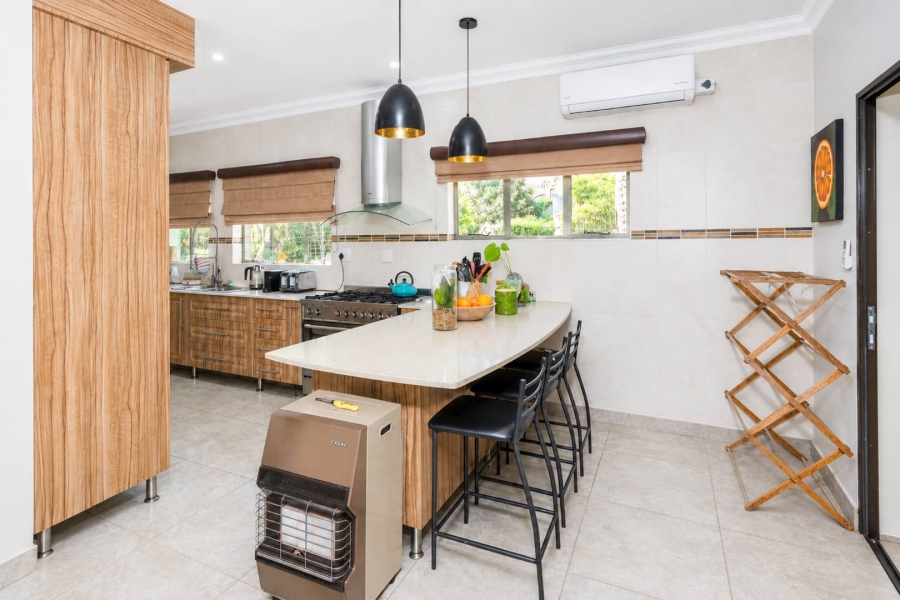 4 Bedroom Property for Sale in Ifafi North West